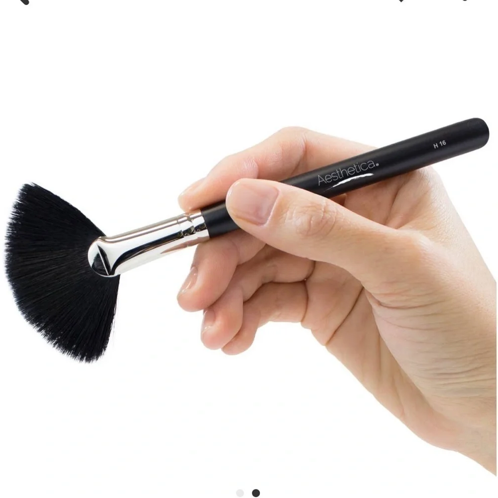 Aesthetica Vegan Cosmetic Fan Makeup Brush